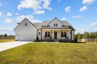 MLS# 2992714 - 565 Shorty Few Rd in Haslehuhn Subd in Dickson Tennessee 37055