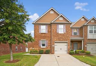 MLS# 2993347 - 1309 Crown Point Pl in Oakhill Townhomes in Nashville Tennessee 37211
