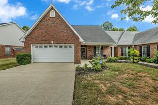 MLS# 2993376 - 725 Stonetrace Dr in Stonetrace Crossing Ph 2 in Murfreesboro Tennessee 37128