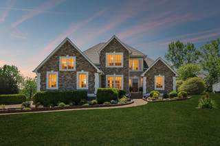 MLS# 2996002 - 1427 Oak Leaf Drive in Oakwood Sec 3 in Columbia Tennessee 38401