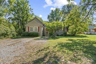 MLS# 2996169 - 1804 Mars St in Deer Park Sec I in La Vergne Tennessee 37086