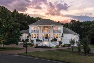 MLS# 2996377 - 17 Castlewood Ct in Castlewood in Nashville Tennessee 37215