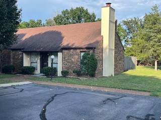 MLS# 2996571 - 200 Castlewood Ln in Deer Park in Lebanon Tennessee 37087