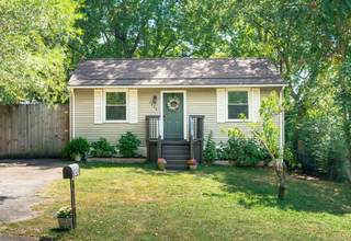 MLS# 2996740 - 1424 Sevier Ct in Shelby Village in Nashville Tennessee 37206