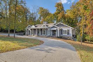 MLS# 2998481 - 301 Anchor Ln in Harbor Island in Old Hickory Tennessee 37138