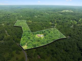 MLS# 2998556 - 547 Grindstone Hollow Rd in n/a in Dickson Tennessee 37055