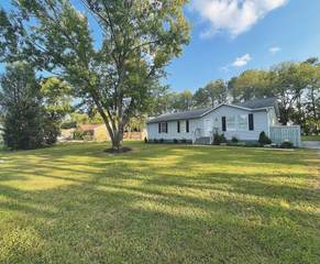 MLS# 2998629 - 3107 Majesty Dr in Royal Court Sec 1 in Murfreesboro Tennessee 37129