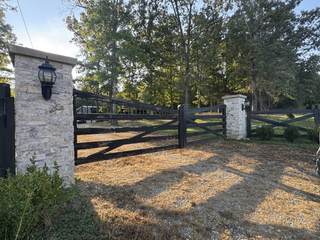 MLS# 2998712 - 3844 Humphreys County Line Rd in none in Mc Ewen Tennessee 37101