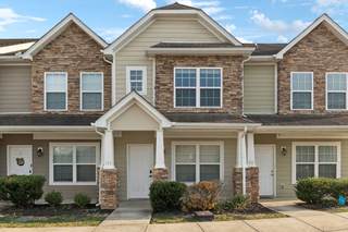 MLS# 2999642 - 102 Cobblestone Place Dr in Cobblestone II Townhomes in Goodlettsville Tennessee 37072