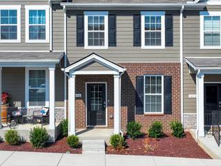 MLS# 3000194 - 1416 Walker Way in Polk Place Phase 3 in Columbia Tennessee 38401