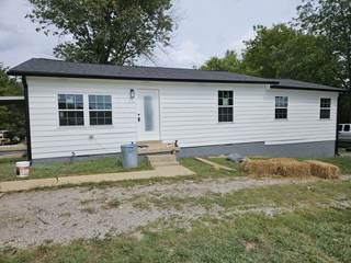 MLS# 3000827 - 827 Old Lewisburg Hwy in None in Columbia Tennessee 38401