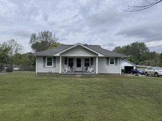 MLS# 3000951 - 205 Draper Ave in Moss in Greenbrier Tennessee 37073