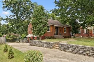 MLS# 3001322 - 115 7th Ave in Riverside in Columbia Tennessee 38401