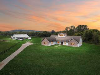 MLS# 3001411 - 4376 Trousdale Ln in Farm in Columbia Tennessee 38401