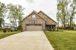 MLS# 3001597 - 142 Irish Oaks Dr in Irish Oaks Sub Sec 9 in Portland Tennessee 37148