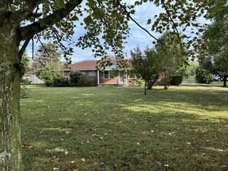 MLS# 3002274 - 1040 Veterans Pkwy in Linda Roper in Murfreesboro Tennessee 37128