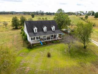 MLS# 3002287 - 1038 Old Hopewell Rd in Rock Springs Acres in Castalian Springs Tennessee 37031