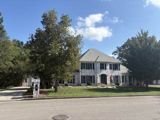 MLS# 3002400 - 1802 Somerset Dr in Riverview Park Sec 14 in Murfreesboro Tennessee 37129