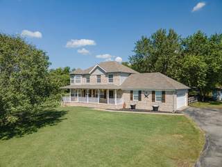 MLS# 3003111 - 2444 Lakeshore Dr in Lakeview Estates Sec 3 in Spring Hill Tennessee 37174