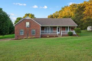 MLS# 3007621 - 2014 Big Oak Dr in Oak Lake Estates Sec 2 in Spring Hill Tennessee 37174