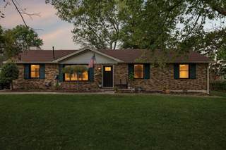 MLS# 3009107 - 2210 Lynwood Dr in Hillwood Acres Sec 2 in Greenbrier Tennessee 37073