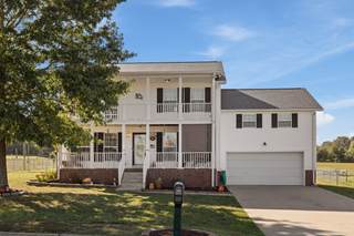 MLS# 3012361 - 1086 Jason Cir in Sugar Hills in Ashland City Tennessee 37015