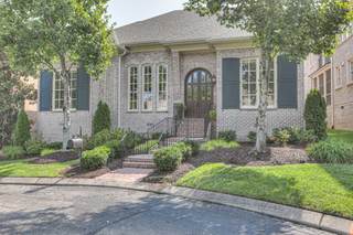 MLS# 3012466 - 915 Bowring Park in Abbottsford in Nashville Tennessee 37215