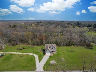 MLS# 3012732 - 264 Firetower Road in . in Dickson Tennessee 37055