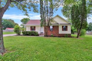 MLS# 3013182 - 6109 Ebenezer Rd in Churchill Subd in Greenbrier Tennessee 37073