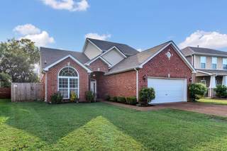 MLS# 3013210 - 6829 Scarlet Ridge Dr in Autumn Oaks in Brentwood Tennessee 37027