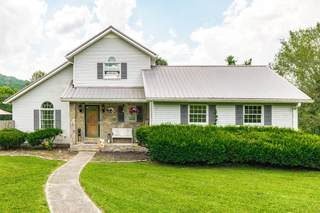 MLS# 3013614 - 3554 Hwy 31E in Evans S/D in Bethpage Tennessee 37022