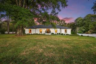 MLS# 3013849 - 6312 Chickering Cir in Iroquois Meadows in Nashville Tennessee 37215