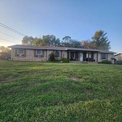 MLS# 3013881 - 104 Lagrange Dr in Surfside Park Sec 3 in Hendersonville Tennessee 37075