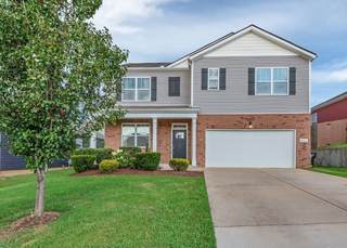 MLS# 3013989 - 821 Foxdale Dr in Highlands At Bear Creek Phase 2 Sec 2 in Columbia Tennessee 38401