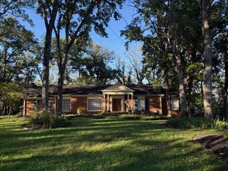 MLS# 3014023 - 877 Hillhaven Ct in Oak Hill Estates in Nashville Tennessee 37220