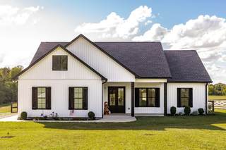 MLS# 3014116 - 721 New Deal Potts Rd in N/A in Cottontown Tennessee 37048