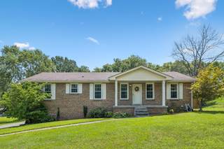 MLS# 3014129 - 212 Jackson Trl in Settlers Knob 1 in Mount Juliet Tennessee 37122
