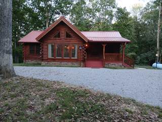 MLS# 3014849 - 1006 Oakmont Rd in Oakmont Sub Sec 2 in Ashland City Tennessee 37015