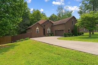 MLS# 3015863 - 3006 Gracie Ann Dr in Dogwood Trace in Greenbrier Tennessee 37073