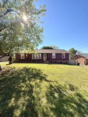 MLS# 3015992 - 153 Hillside Dr in Hillwood Est Sec 4D in Hendersonville Tennessee 37075