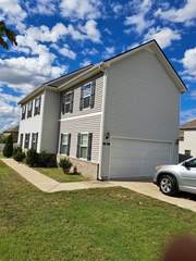 MLS# 3017509 - 101 Kalman Minuskin Blvd in Lake Woods Ph 10 in La Vergne Tennessee 37086