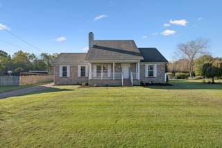 MLS# 3018107 - 382 Clarkston Dr in Clarkston Sec 3 in Smyrna Tennessee 37167