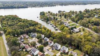 MLS# 3030510 - 160 Waters Edge Ln in Waters Edge Sec 2 in Hendersonville Tennessee 37075