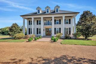 MLS# 3030662 - 1860 Old Natchez Trce in n/a in Franklin Tennessee 37069