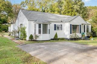 MLS# 3030910 - 76 E Thompson Ln in Mashburn Heights in Nashville Tennessee 37211