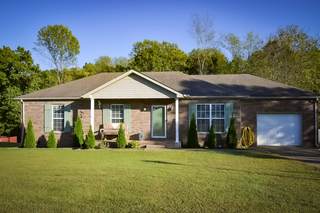 MLS# 3031748 - 1039 Glennie Lee Dr in Whiteland Est Sec 2 in Greenbrier Tennessee 37073