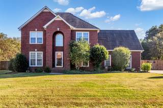 MLS# 3032853 - 6549 Dynasty Dr in Royal Glen Sec 3 in Murfreesboro Tennessee 37128