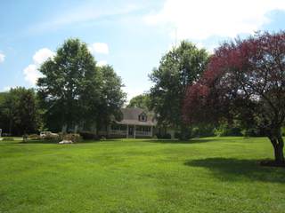 MLS# 3032949 - 1228 Sam Johnson Rd in NA in Columbia Tennessee 38401