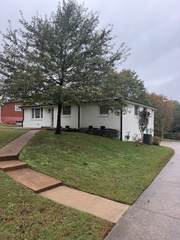 MLS# 3034111 - 2702 Donna Hill Dr in Sunset View in Nashville Tennessee 37214