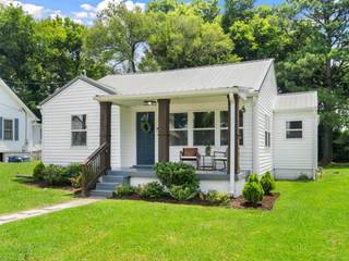 MLS# 3034452 - 2011 Denham Ave in Highland Hgts in Columbia Tennessee 38401